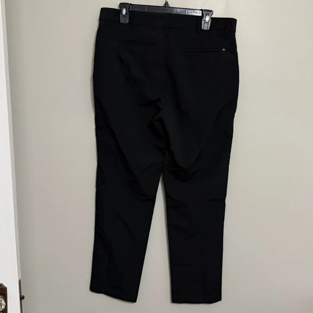 NEW Banana Republic Men 34x30 True Black Performance Tech Chino Pants
